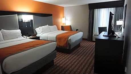 2 Queen Beds Standard