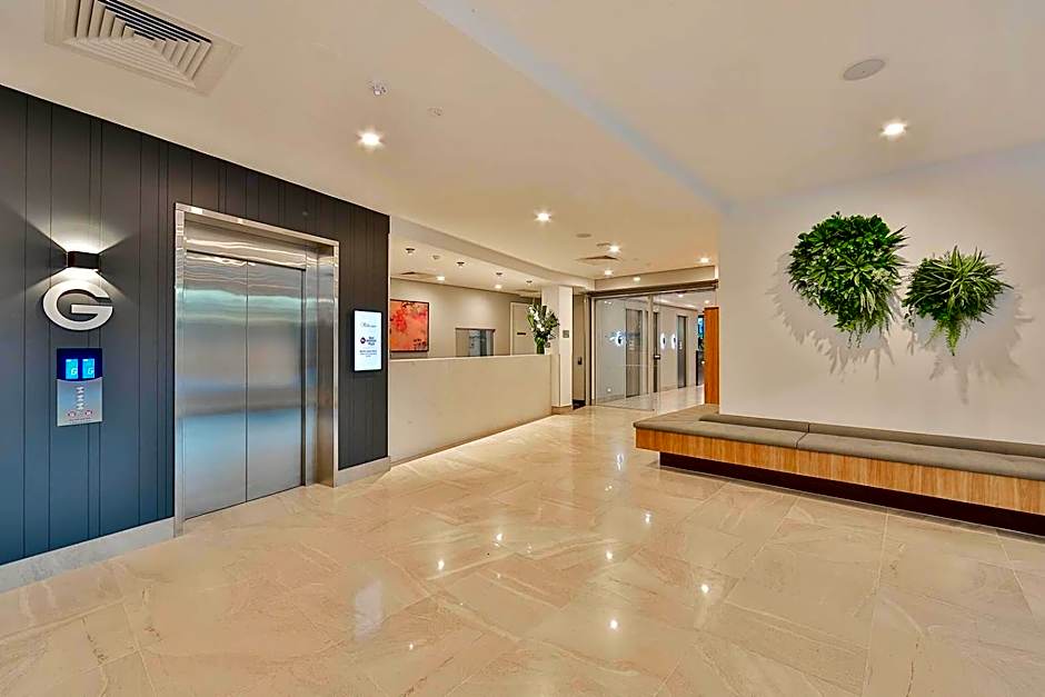 Best Western Plus North Lakes Hotel