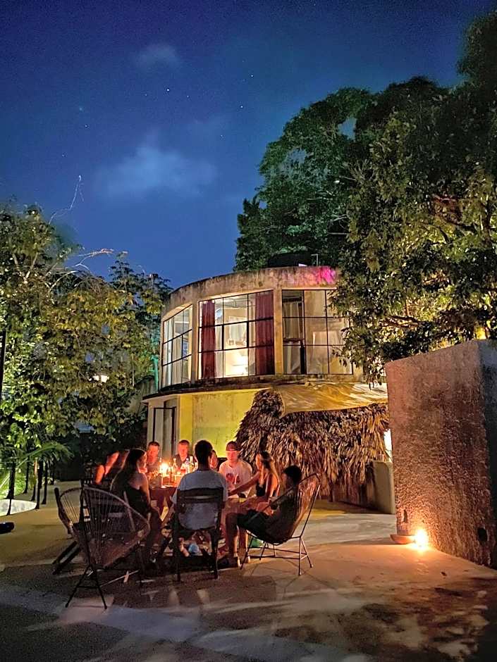 Elmar Hostel