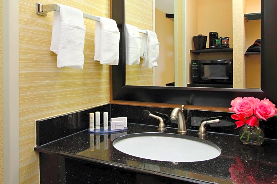 Fairfield Inn & Suites Colorado Springs South