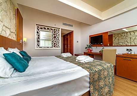 DOUBLE LANDVIEW NO BALCONY