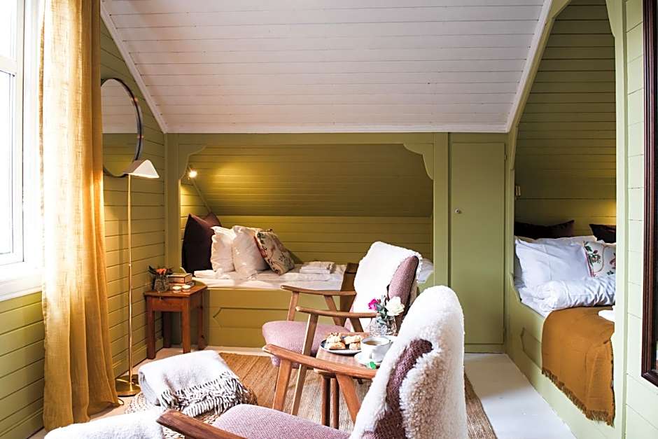 Fjærland Fjordstove Hotell - Huseby Hotelldrift AS