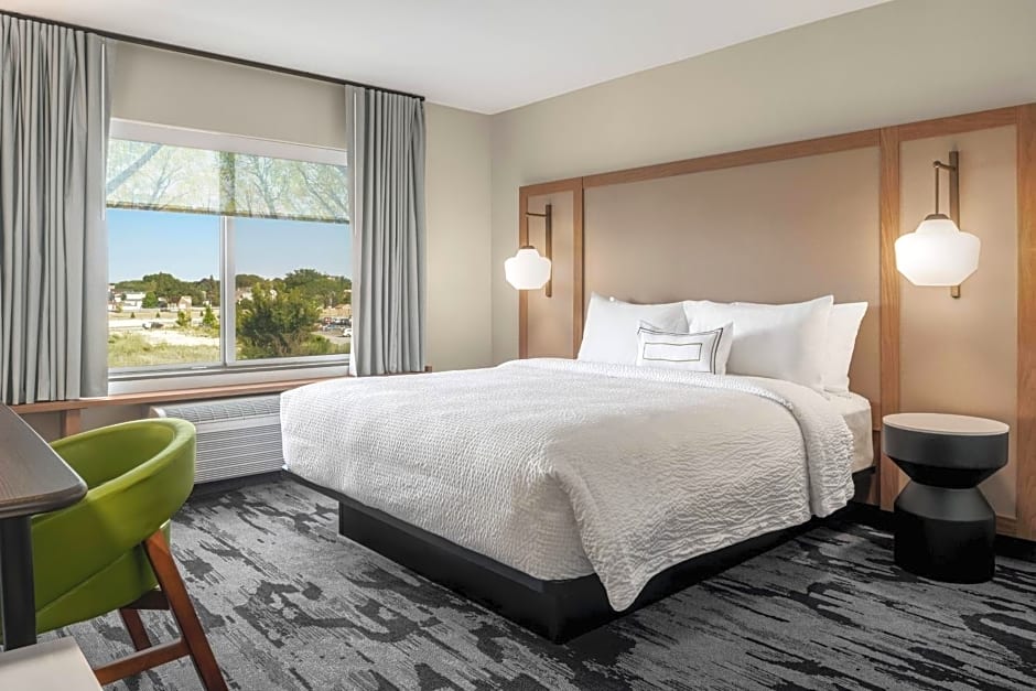 Fairfield Inn & Suites by Marriott Milwaukee West