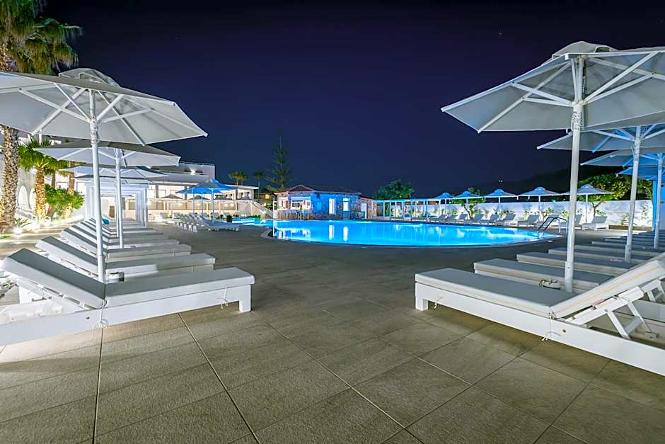 Gaia in Style - Adults Only