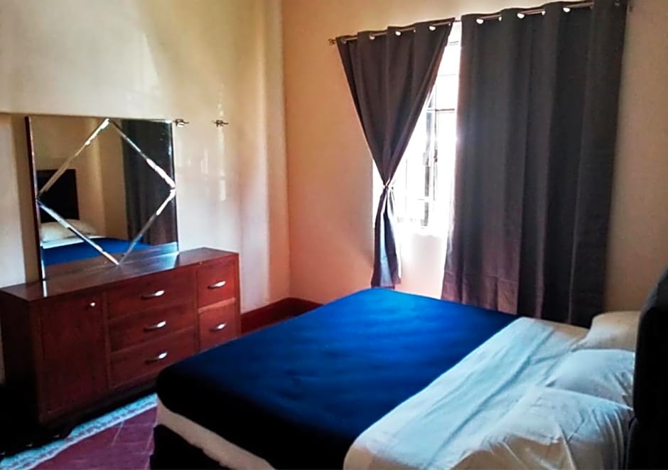 Paulina Youth Hostel