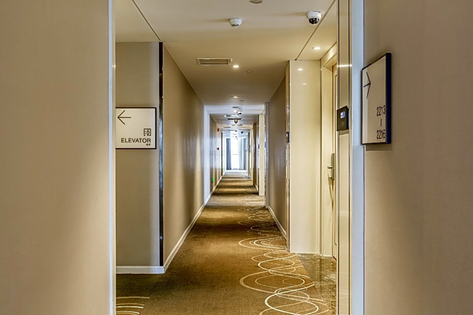 Rezen Anmei Hotel Guanyinqiao Metro Station