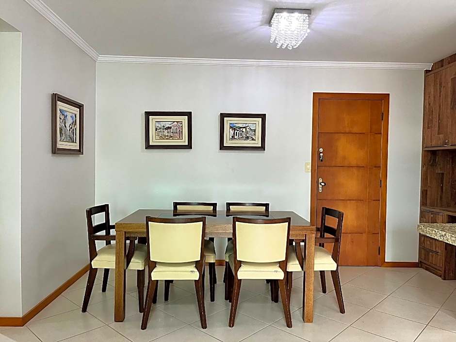 B956 - Apartamento 2 quartos p/6 pessoas em Bombas