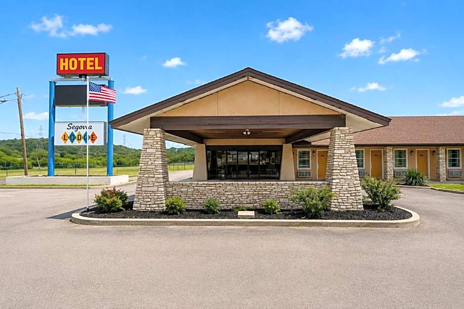 Segovia Lodge Junction TX I -10