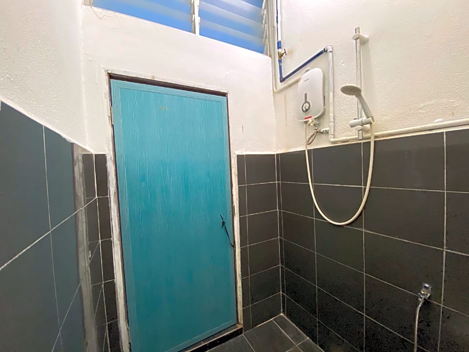 SPOT ON 90293 SK Budget Hotel