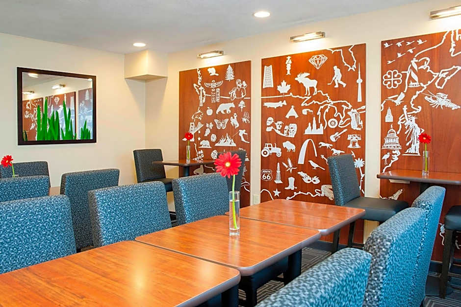 TownePlace Suites Indianapolis Park 100