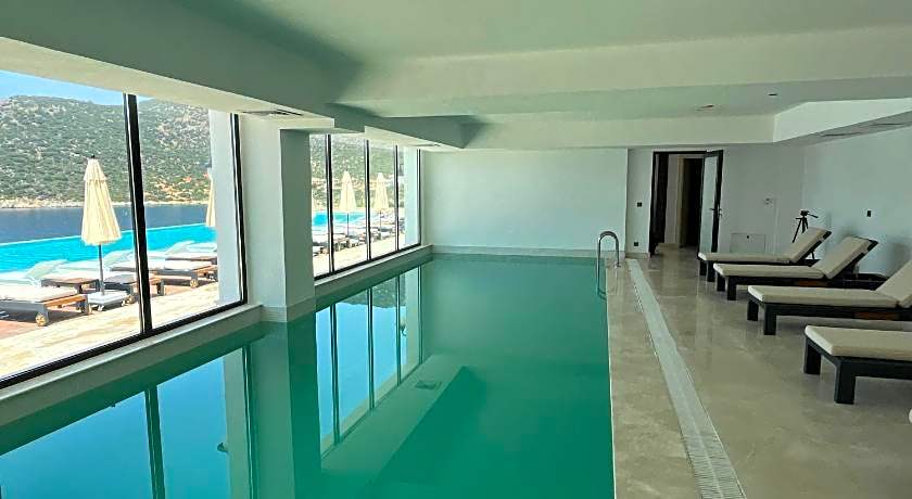 Lures Hotel