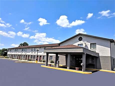 Americas Best Value Inn West Frankfort