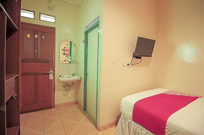 OYO 196 Horizone Residence