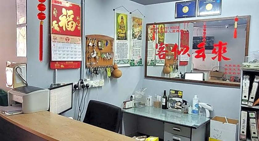 Api Api Guest House