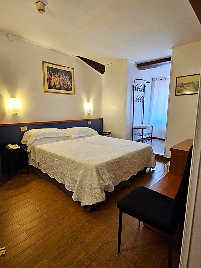 Hotel Julia