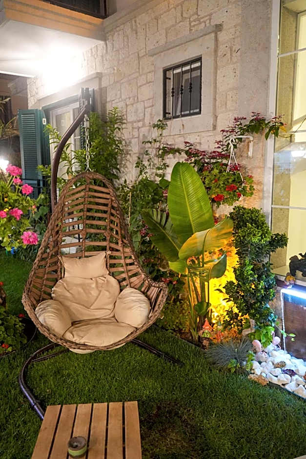 Müzeyyen Hanım Konağı Alaçatı