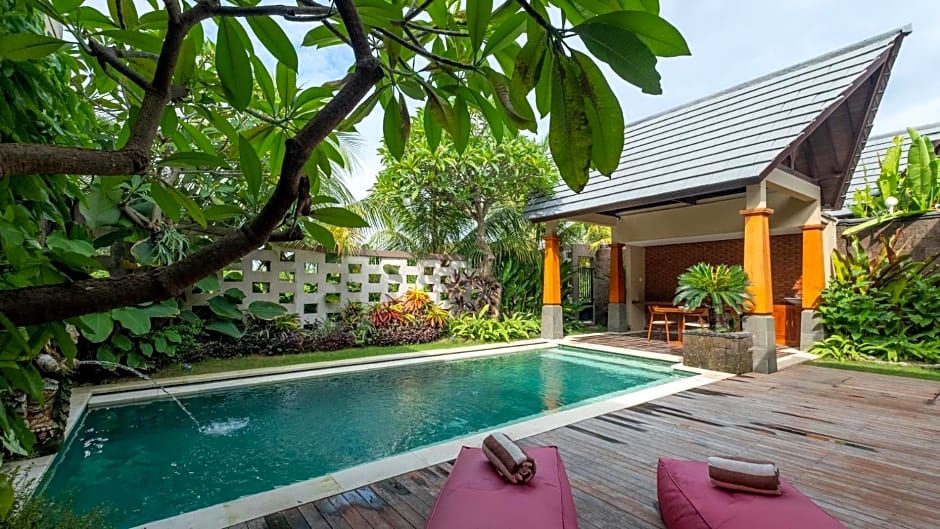The Grand Villandra Resort Lovina