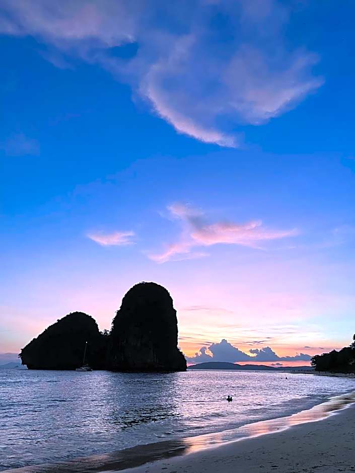 Blanco Hideout Railay - Youth Hostel 18 to 35 Only