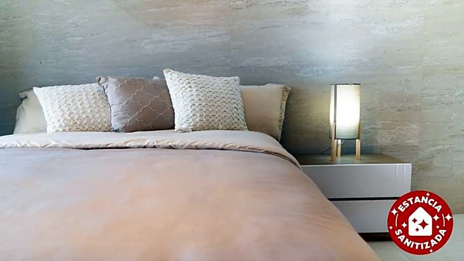 ECONOSUITES FUNDIDORA