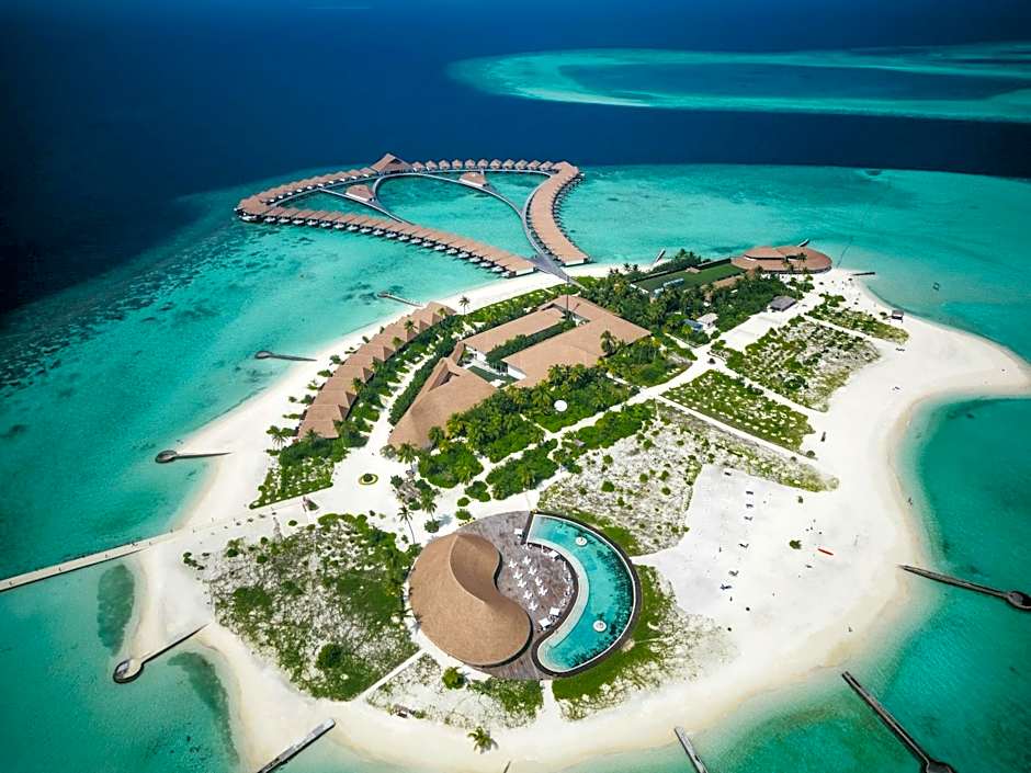 Cinnamon Velifushi Maldives