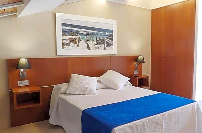 HOTEL ISLA PLANA