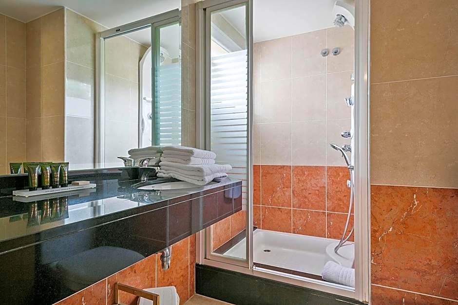 Van der Valk Hotel Barcarola