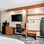 Sleep Inn & Suites Bay View Acme - Traverse City