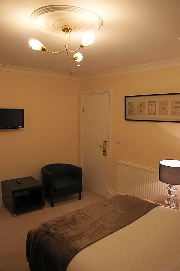 Sapphire Hotel London