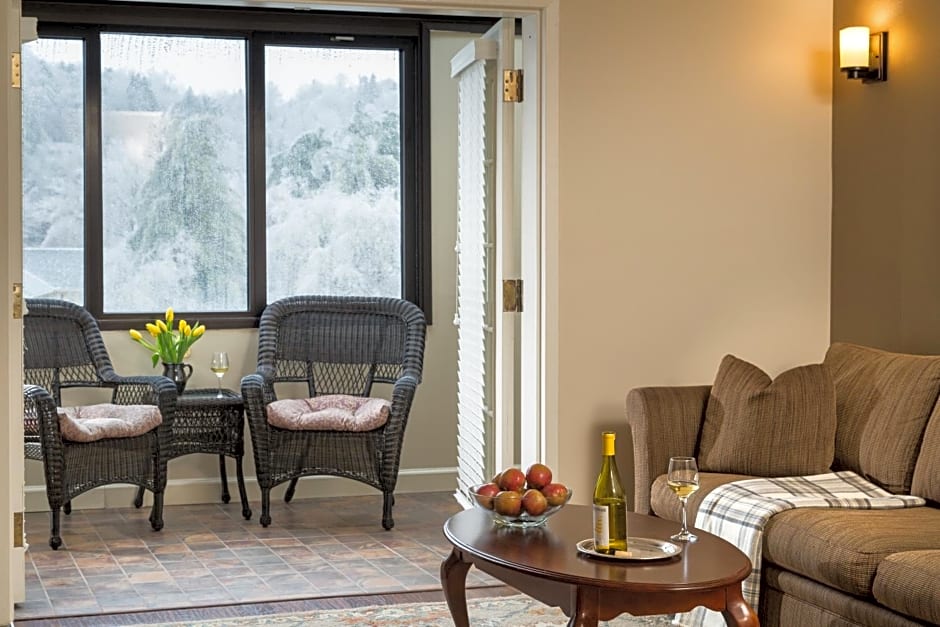 Meadowbrook Inn