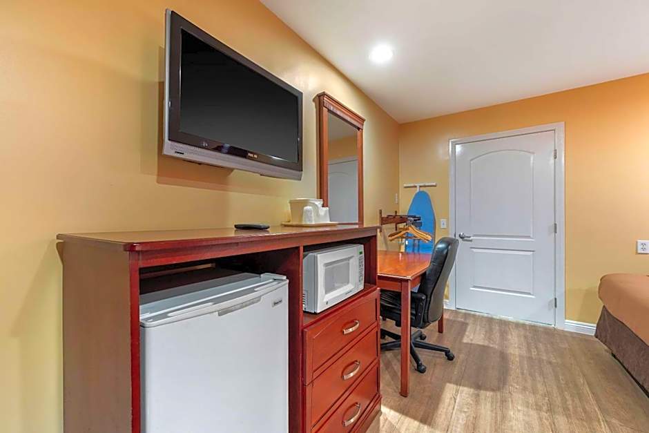 Rodeway Inn Carson - Los Angeles South