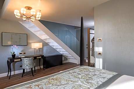 Family Suite Split Level
