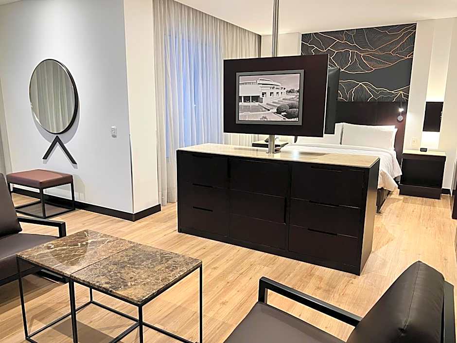 Holiday Inn Bogota Airport By IHG