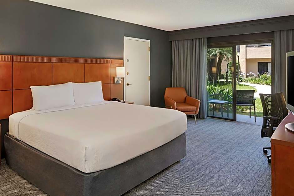 Courtyard by Marriott Anaheim Buena Park