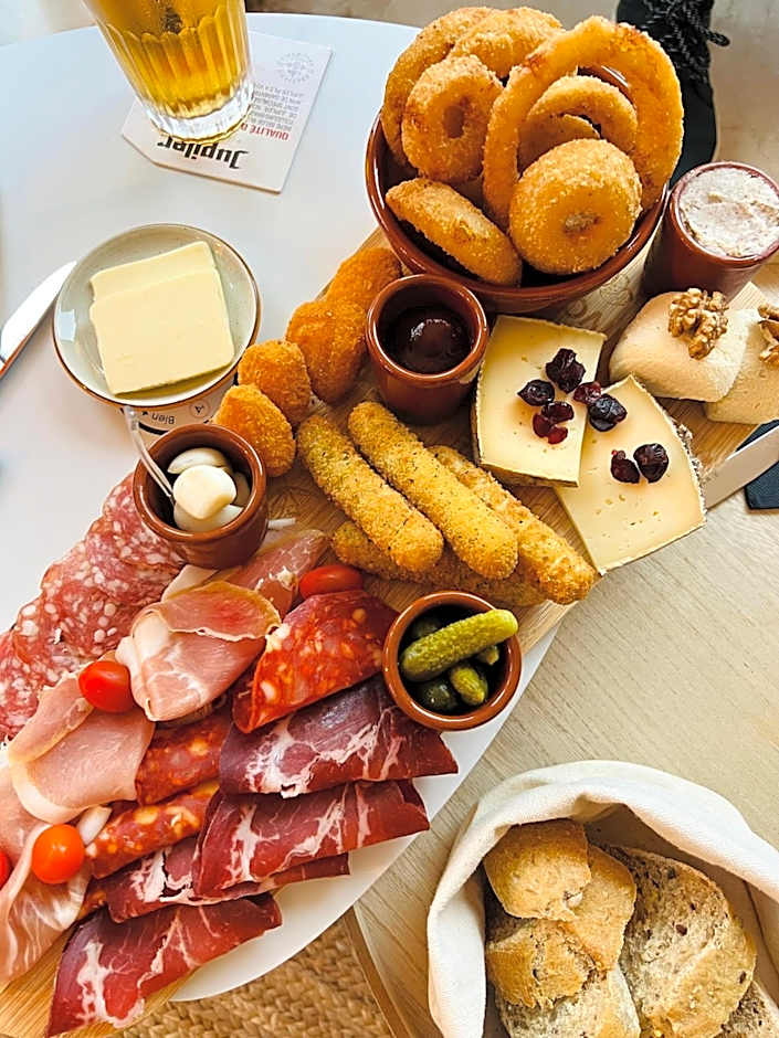 Motel Les Broussailles