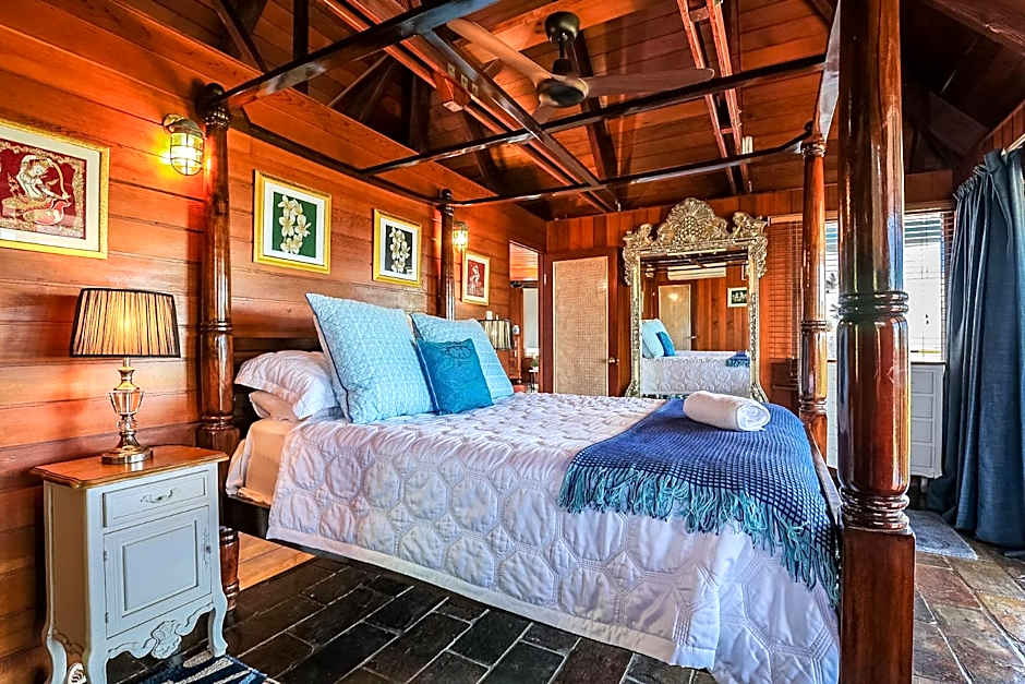 1770 Sovereign Lodge Retreat