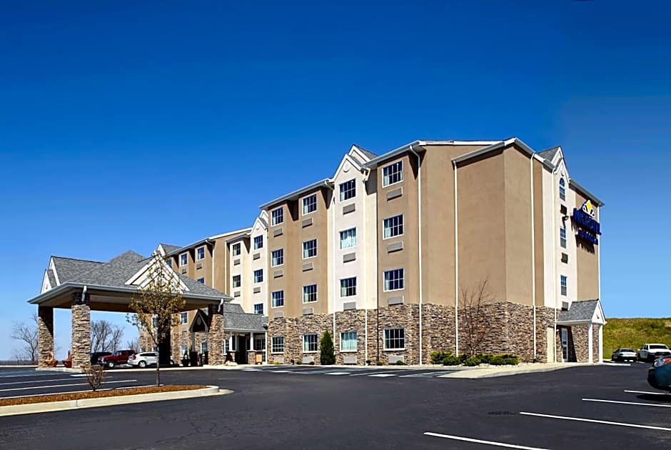 Microtel Inn & Suites by Wyndham St Clairsville/Wheeling