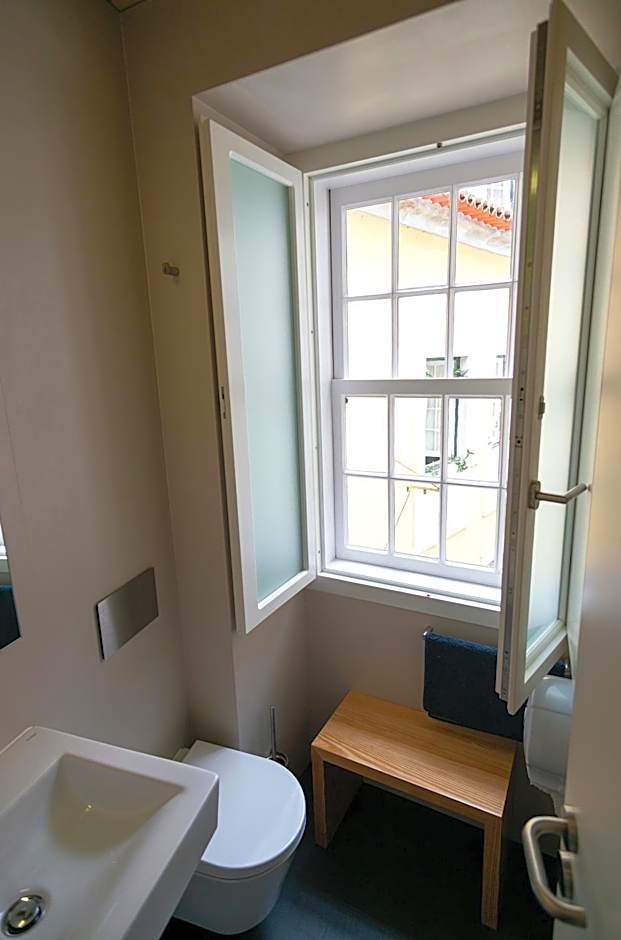 Change The World Hostels - Coimbra - Almedina