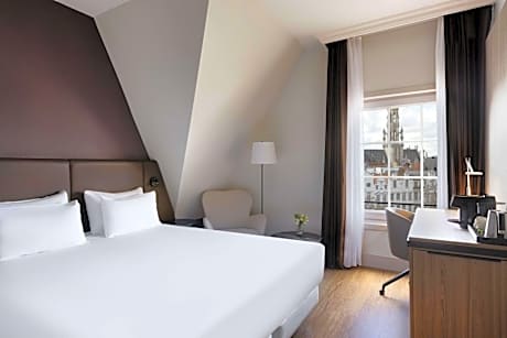 Standard Double or Twin Room with View