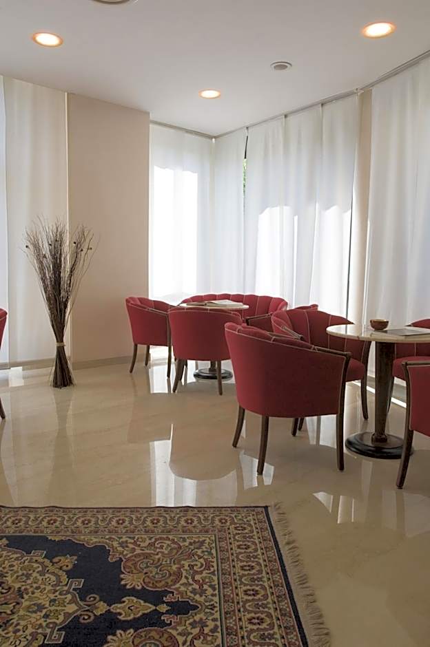 Hotel Miralaghi Family & Sport