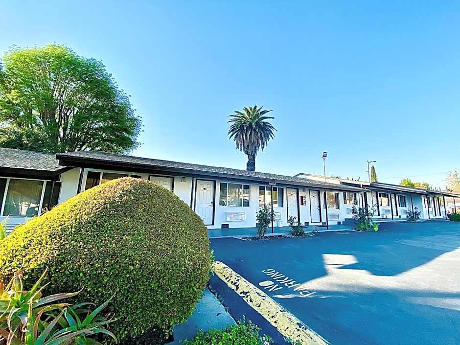 Casa Blanca Inn & Suites Whittier