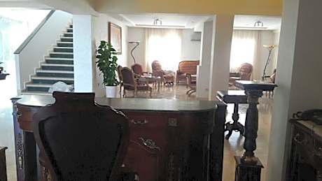 Hospitality Inn