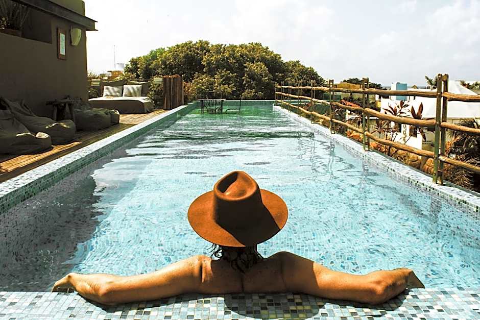 Be Playa Hotel Boutique & Rooftop Bar
