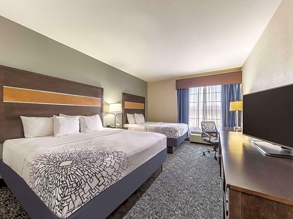 La Quinta Inn & Suites by Wyndham Tulsa - Catoosa