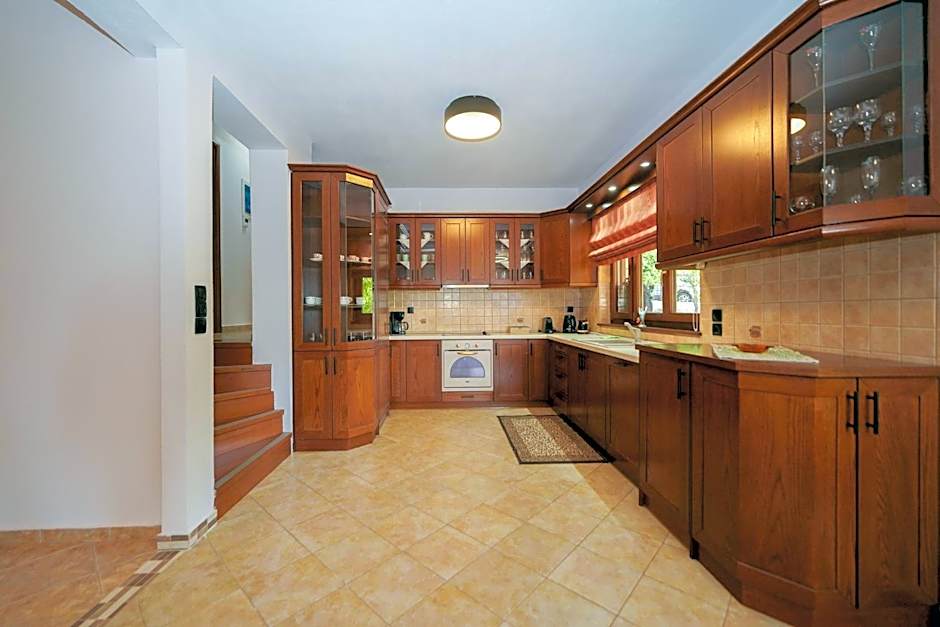 Elati Suites & Apartments-Mihail