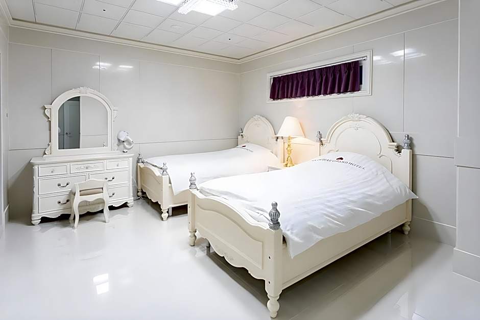 Donghae Boyang Hot Spring Convention Hotel