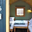 Iona Pods