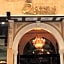 Queens Suite Hotel