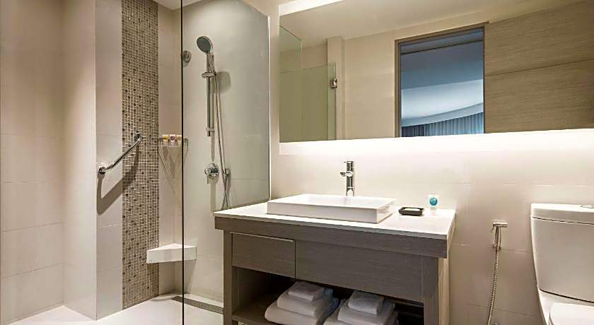Hyatt Place Bangkok Sukhumvit 24