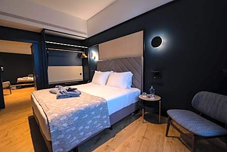 Suite with Aliados View