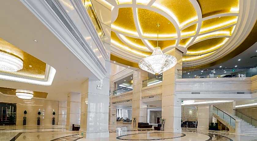 New Junyue International Hotel Guangzhou South Station Jinlong Subway Station